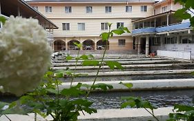 Alanlar Alabalik Ve Otel